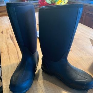 Bogs tall winter boots